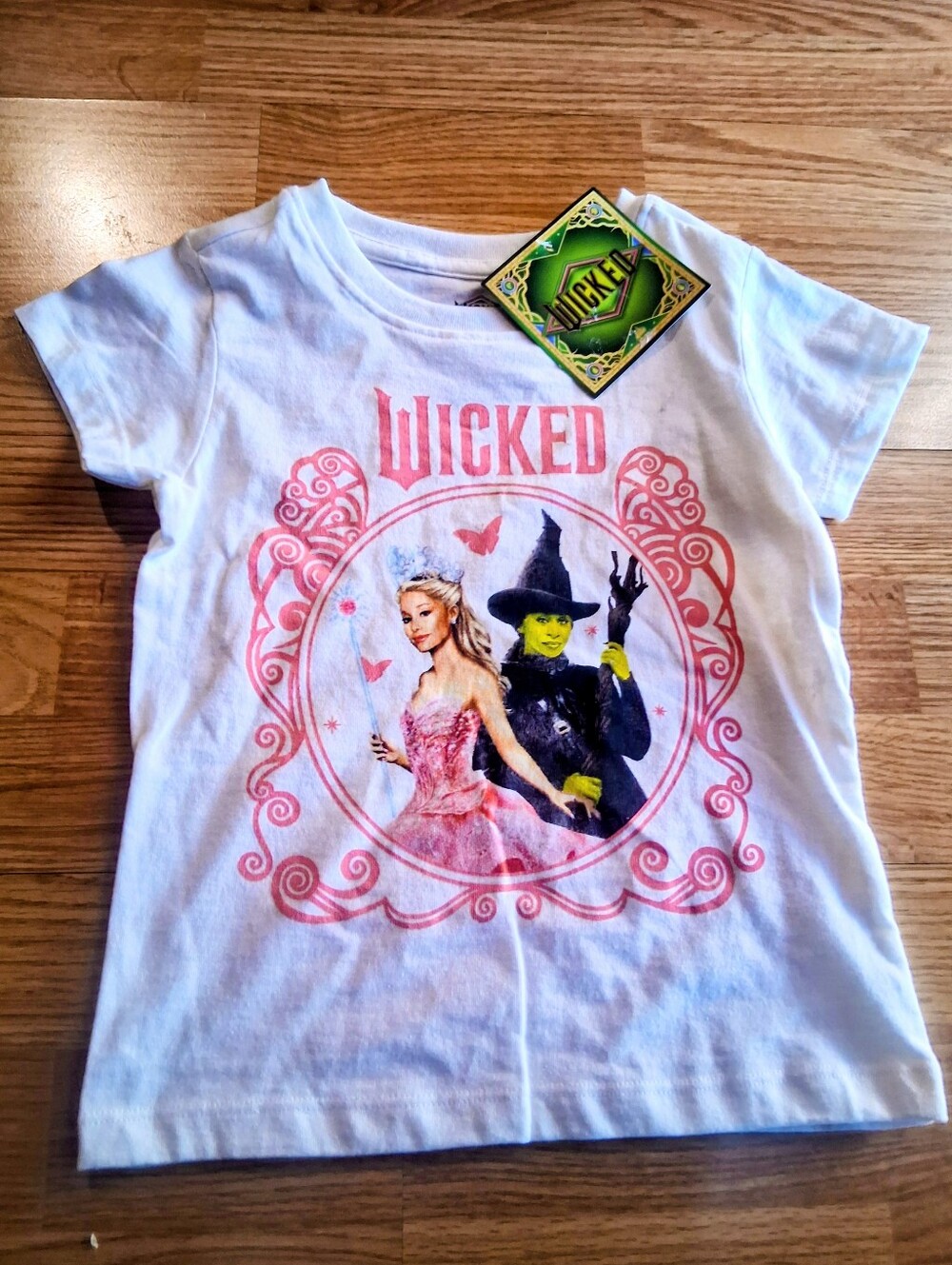 NWT Little Girls Wicked White Top With WICKED print. So Cute! Sz 5